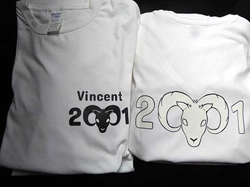 Pour vos impression tee-shirt petites et moyennes séries n'hésitez pas à faire appelle à nos services, nous sommes là pour réaliser  vos projets