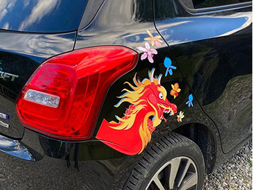 Marquage pause adhésifs décoration voiture motard particuliers ou professionnels artisan Haute Savoie Thônes Serraval