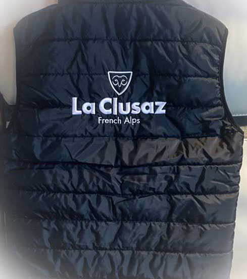 publicité broderie numérique pour professionnel et particulier à Thônes depuis notre atelier de Serraval