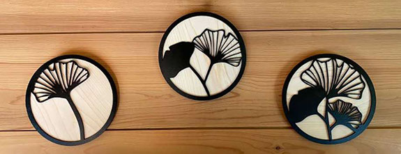 objet déco en bois motif fleur fabrication artisanale thim montagn'art entreprise savoyarde Thierry Collomb Clerc haute savoie