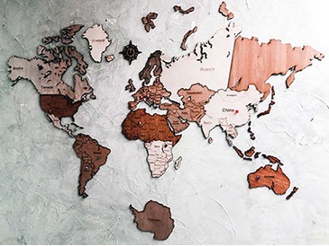 puzzle map monde gravure et découpe laser réalisé par thim montagn'art à Thônes Serraval idée de cadeau originale