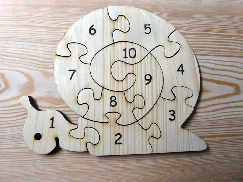 Puzzle en bois jeu pour petits enfants fabrication artisanale française fabriqué en france par thim montagn'art haute savoie thônes serraval
