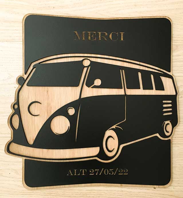 Objet déco mural Volkswagen gravure sur bois