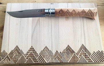 Opinel personnalisé à votre image en gravure laser, solide pratique et utile, un bon moyen de rester toujours présent auprès de vos clients. 