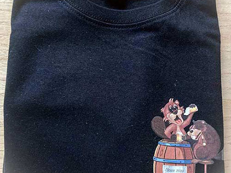 Flocage humouristique de qualité sur tee-shirt, casquettes, vêtements... Contactez nous pour en savoir plus. petite quantité ou l'unité possible