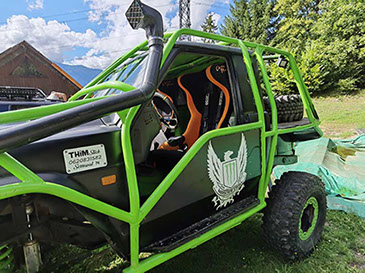 Marquage pause d'adhésifs publicitaire ou personnalisation de véhicules publicité adhésive pour fourgon voiture camionnette utilitaire